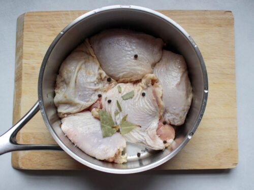 how long boil chicken thigh