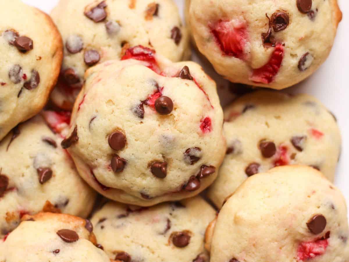 Soft strawberry chocolate chip cookies made with fresh strawberry pieces and melty chocolate chips.